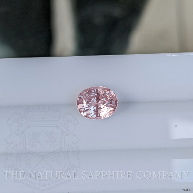 3.05 Ct. Pink Sapphire from Ceylon (Sri Lanka)
