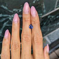 1.04 Ct. Blue Sapphire from Ceylon (Sri Lanka) Life Style
