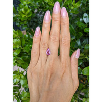 2.02 Ct. Pink Sapphire from Ceylon (Sri Lanka) Life Style