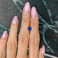 1.00 Ct. Blue Sapphire from Ceylon (Sri Lanka) Life Style