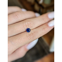0.86 Ct. Blue Sapphire from Ceylon (Sri Lanka) Life Style