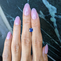 0.91 Ct. Blue Sapphire from Ceylon (Sri Lanka) Life Style