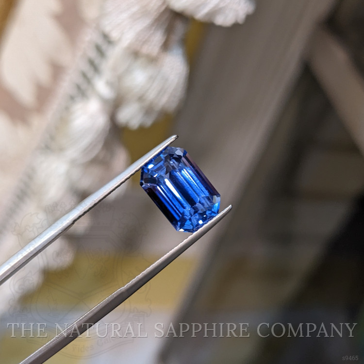 5.63 Ct. Blue Sapphire from Ceylon (Sri Lanka)
