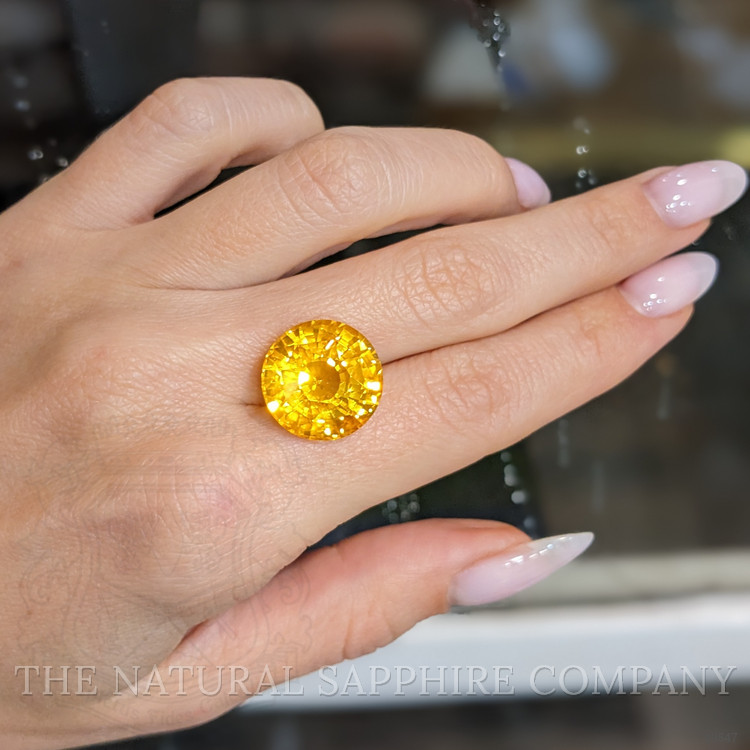 20.02 Ct. Yellow Sapphire from Ceylon (Sri Lanka)