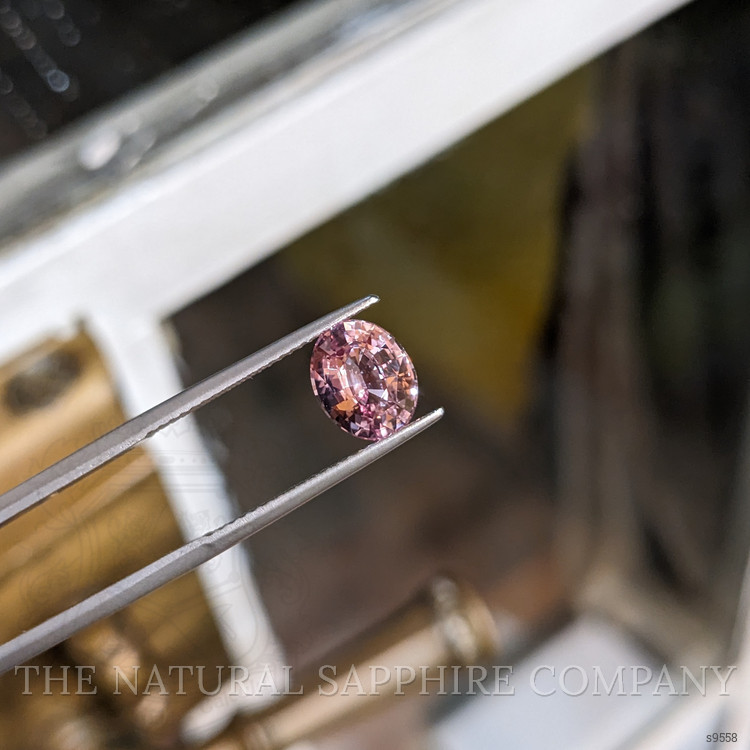 2.54 Ct. Pink Sapphire from Ceylon (Sri Lanka)