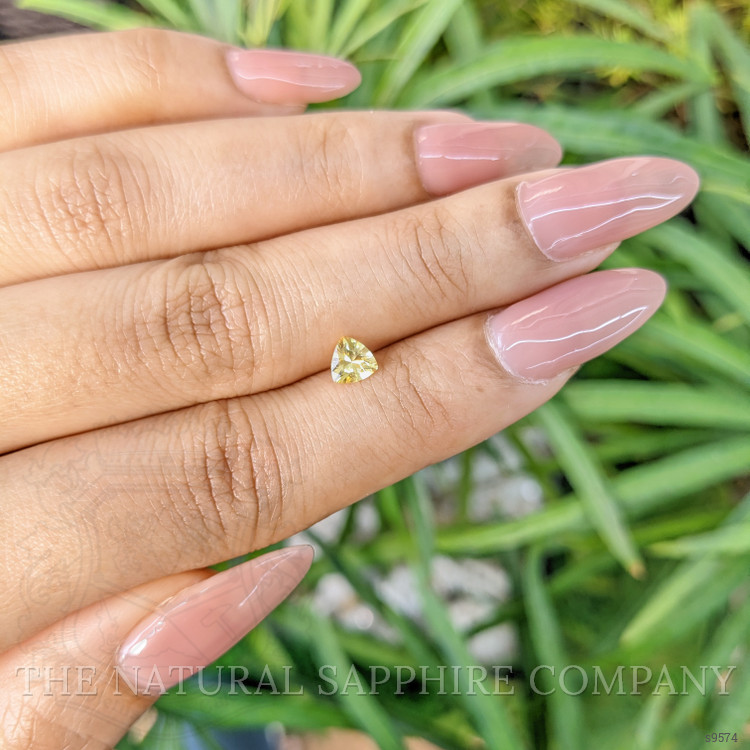 0.46 Ct. Yellow Sapphire from Ceylon (Sri Lanka)