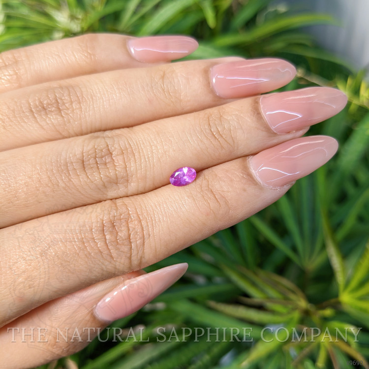 0.49 Ct. Pink Sapphire from Ceylon (Sri Lanka)