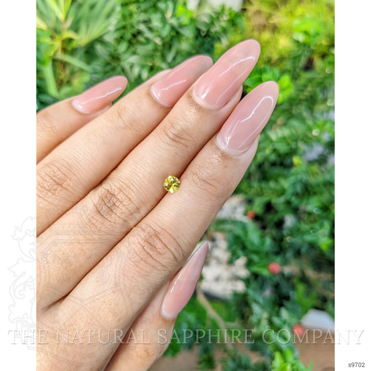 0.38 Ct. Yellow Sapphire from Ceylon (Sri Lanka)