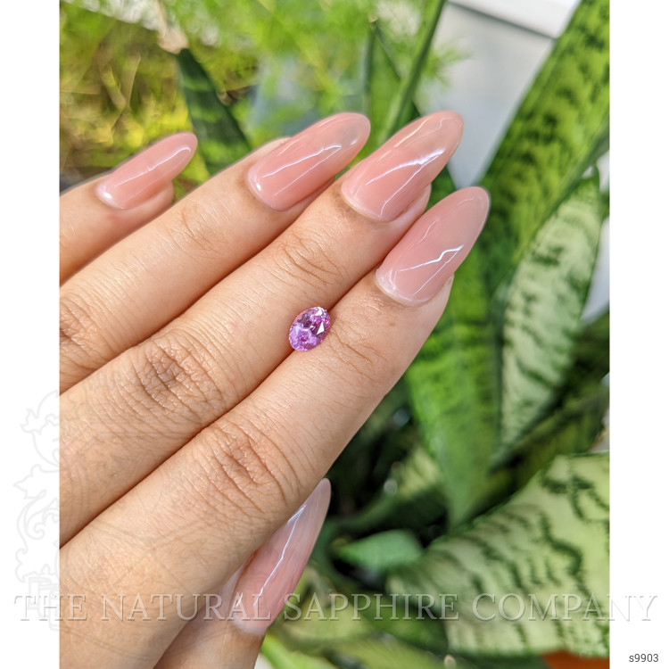 0.95 Ct. Pink Sapphire from Ceylon (Sri Lanka)