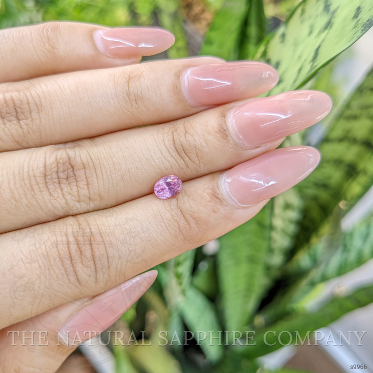 0.76 Ct. Pink Sapphire from Ceylon (Sri Lanka)