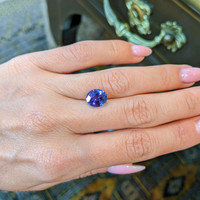 4.16 Ct. Color Change Sapphire from Ceylon (Sri Lanka) Life Style