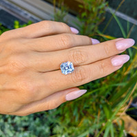 6.06 Ct. Violet Sapphire from Ceylon (Sri Lanka) Life Style