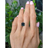 4.10 Ct. Bluish Green Sapphire from Ceylon (Sri Lanka) Life Style