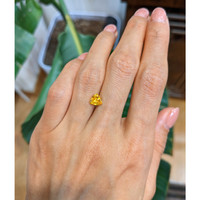 1.10 Ct. Yellowish Orange Sapphire from Ceylon (Sri Lanka) Life Style