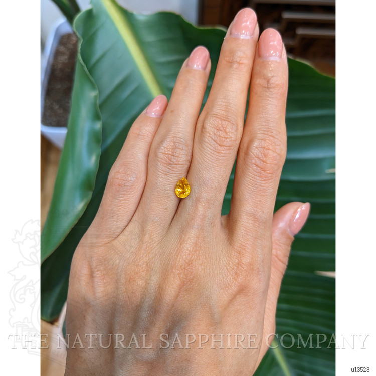 1.15 Ct. Yellowish Orange Sapphire from Ceylon (Sri Lanka)