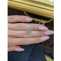 4.63 Ct. Green Sapphire from Ceylon (Sri Lanka) Life Style