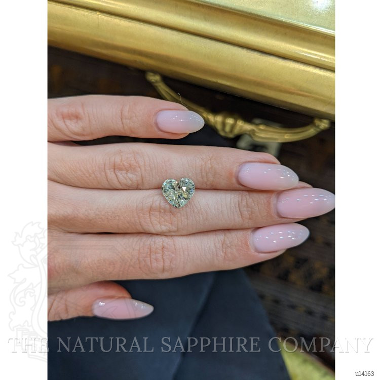 4.63 Ct. Green Sapphire from Ceylon (Sri Lanka)