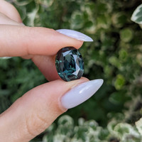 11.13 Ct. Bluish Green Sapphire from Ethiopia Life Style