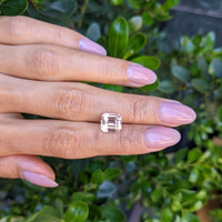 4.02 Ct. Peach Sapphire from Madagascar Life Style