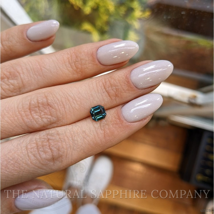1.07 Ct. Bluish Green Sapphire from Ceylon (Sri Lanka)