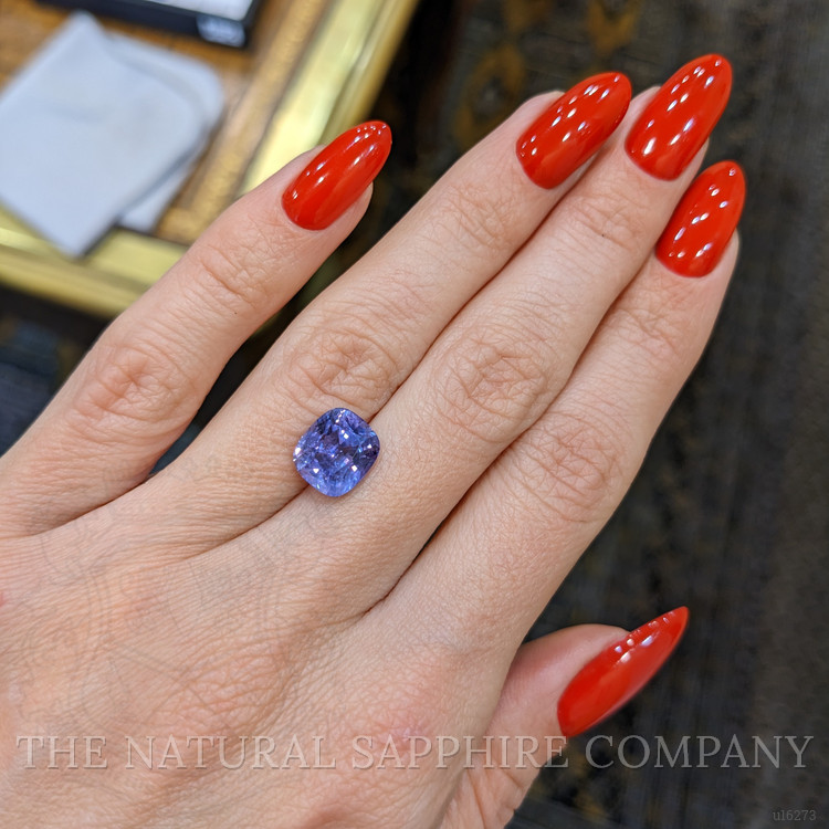 4.66 Ct. Violet Sapphire from Ceylon (Sri Lanka)