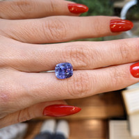 4.66 Ct. Violet Sapphire from Ceylon (Sri Lanka) Life Style