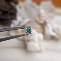 0.32 Ct. Bluish Green Sapphire from Ceylon (Sri Lanka) Life Style