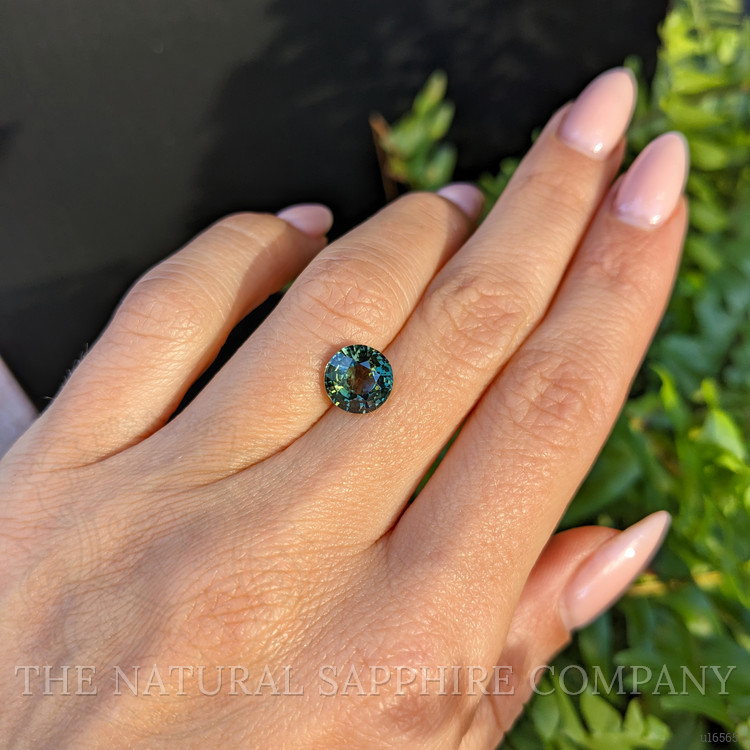 3.03 Ct. Bluish Green Sapphire from Ceylon (Sri Lanka)