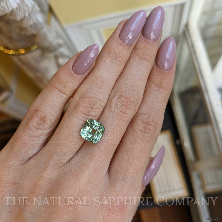 5.09 Ct. Yellowish Green Sapphire from Ceylon (Sri Lanka)