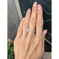 1.88 Ct. White Sapphire from Ceylon (Sri Lanka) Life Style