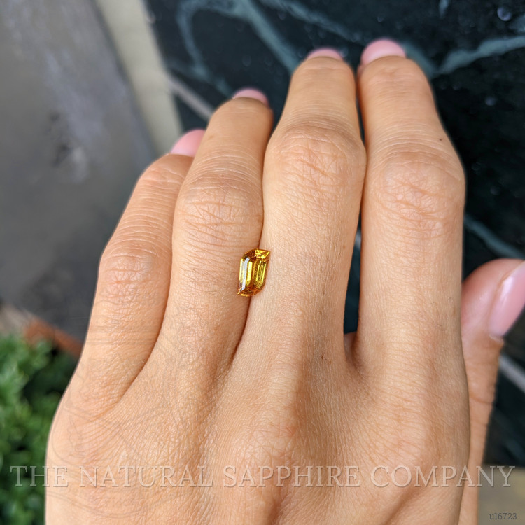 1.18 Ct. Orange Sapphire from Ceylon (Sri Lanka)