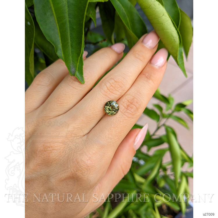 3.49 Ct. Color Change Sapphire from Ceylon (Sri Lanka)