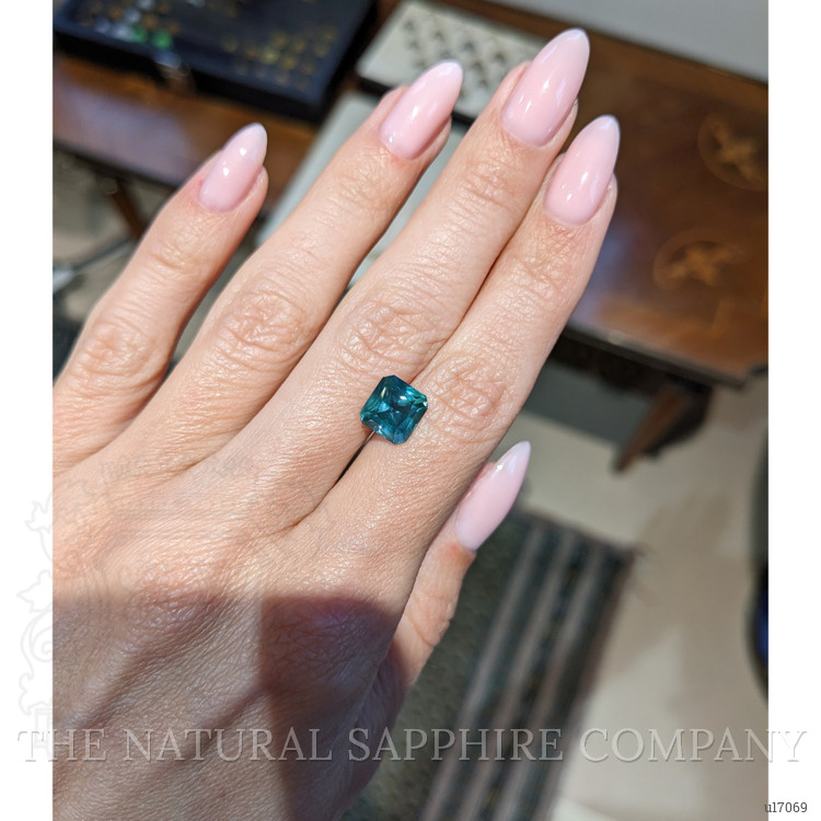 3.71 Ct. Bluish Green Sapphire from Ceylon (Sri Lanka)