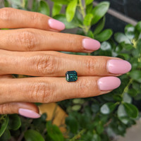 3.02 Ct. Bluish Green Sapphire from Ceylon (Sri Lanka) Life Style