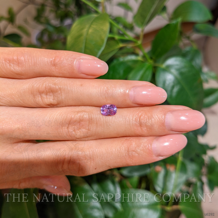 1.05 Ct. Pinkish Purple Sapphire from Ceylon (Sri Lanka)
