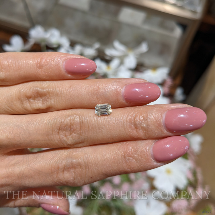 1.09 Ct. White Sapphire from Ceylon (Sri Lanka)