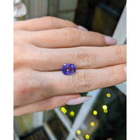 2.90 Ct. Purplish Blue Sapphire from Ceylon (Sri Lanka) Life Style