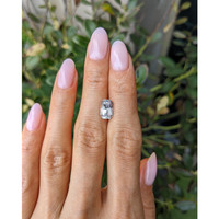 3.16 Ct. White Sapphire from Ceylon (Sri Lanka) Life Style