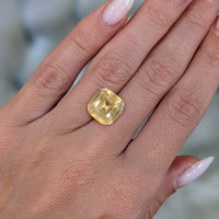 7.69 Ct. Sapphire from Ceylon (Sri Lanka) Life Style