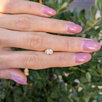 1.06 Ct. Yellow Sapphire from Ceylon (Sri Lanka) Life Style