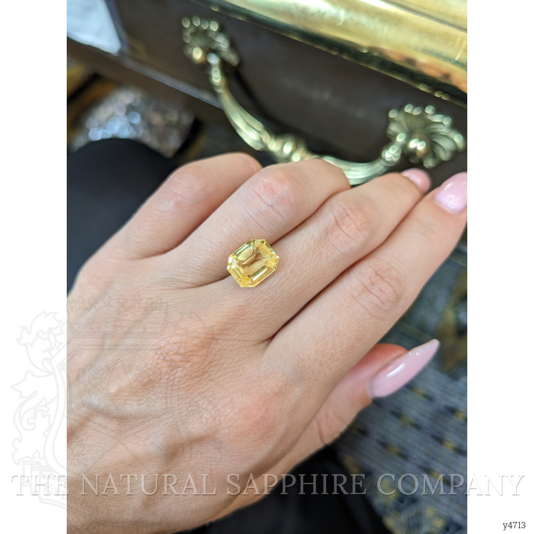 5.10 Ct. Yellow Sapphire from Ceylon (Sri Lanka)