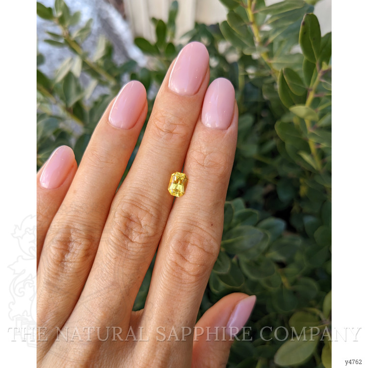 1.07 Ct. Yellow Sapphire from Ceylon (Sri Lanka)