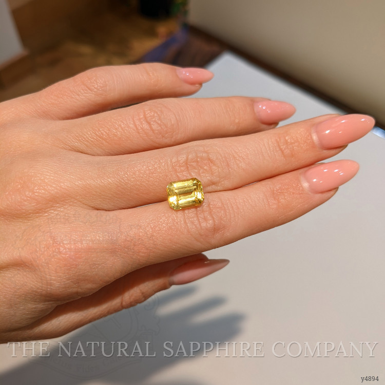 5.02 Ct. Yellow Sapphire from Ceylon (Sri Lanka)