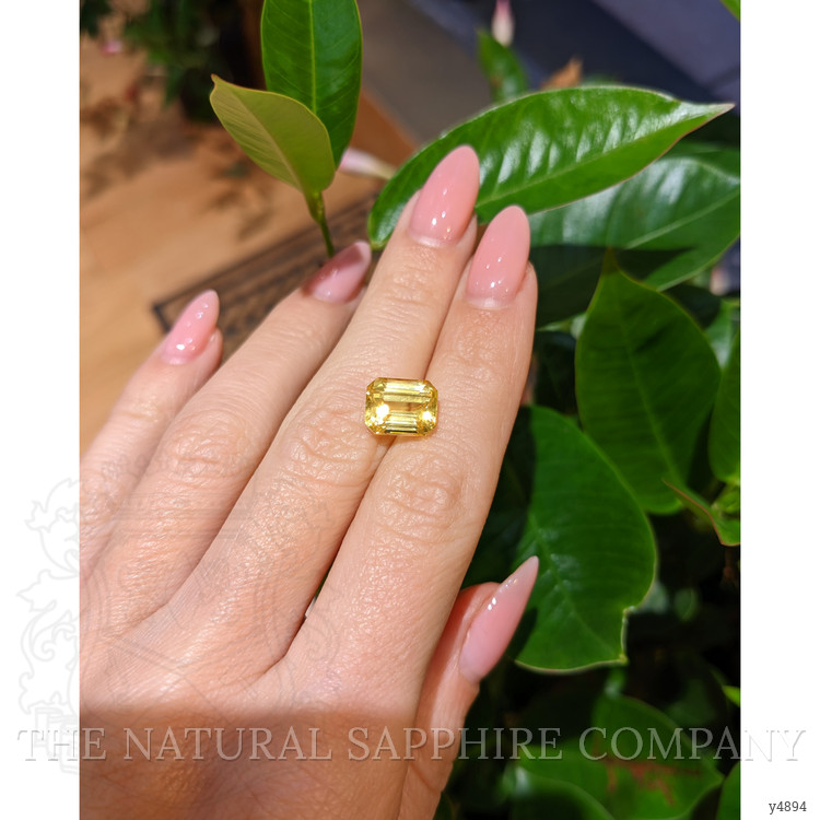 5.02 Ct. Yellow Sapphire from Ceylon (Sri Lanka)