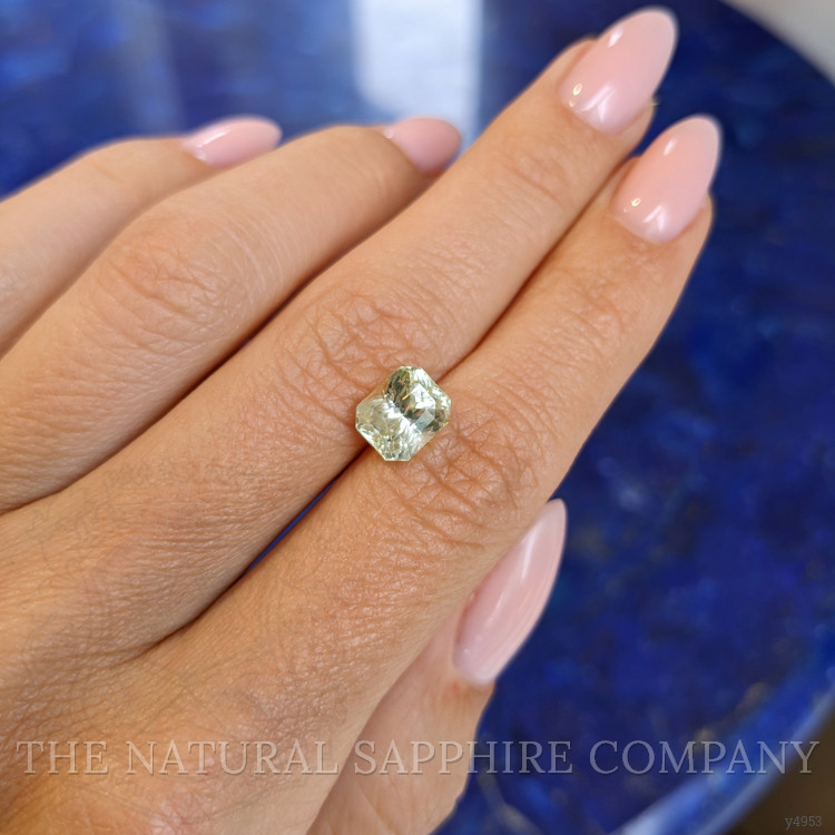 3.16 Ct. Yellowish Green Sapphire from Ceylon (Sri Lanka)
