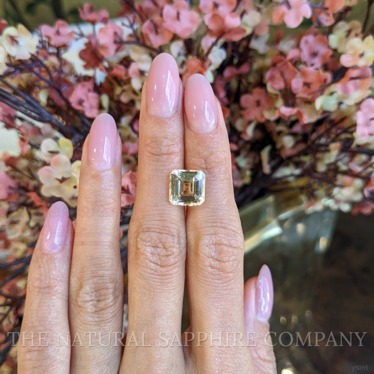 6.74 Ct. Yellow Sapphire from Ceylon (Sri Lanka)