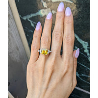 4.06 Ct. Yellow Sapphire from Ceylon (Sri Lanka) Life Style