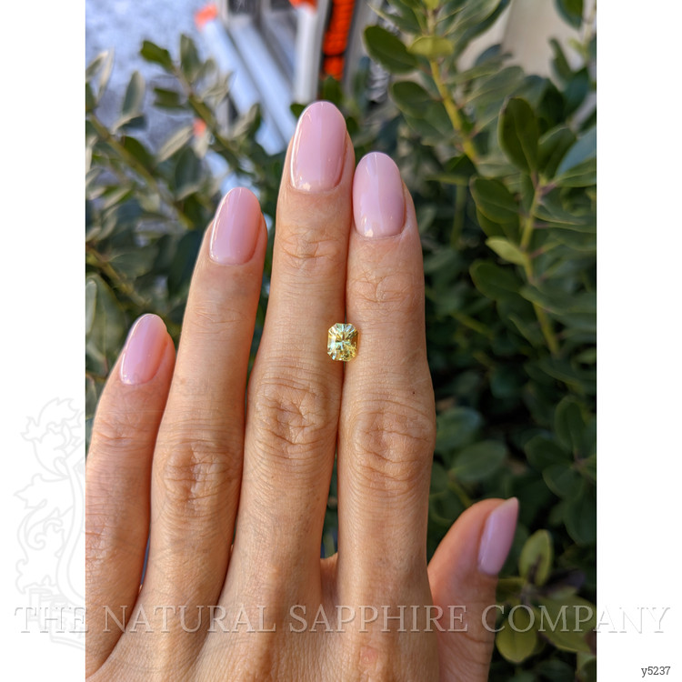 1.30 Ct. Yellow Sapphire from Ceylon (Sri Lanka)