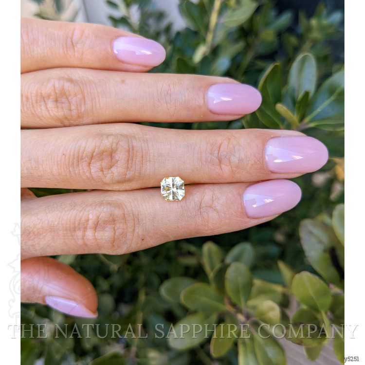 1.28 Ct. Yellow Sapphire from Ceylon (Sri Lanka)