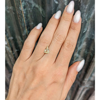 1.51 Ct. Yellowish Green Sapphire from Ceylon (Sri Lanka) Life Style